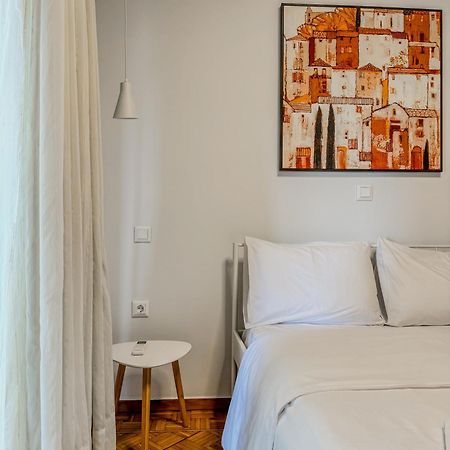Apartment Near Metro + Port Piraeus Ngoại thất bức ảnh