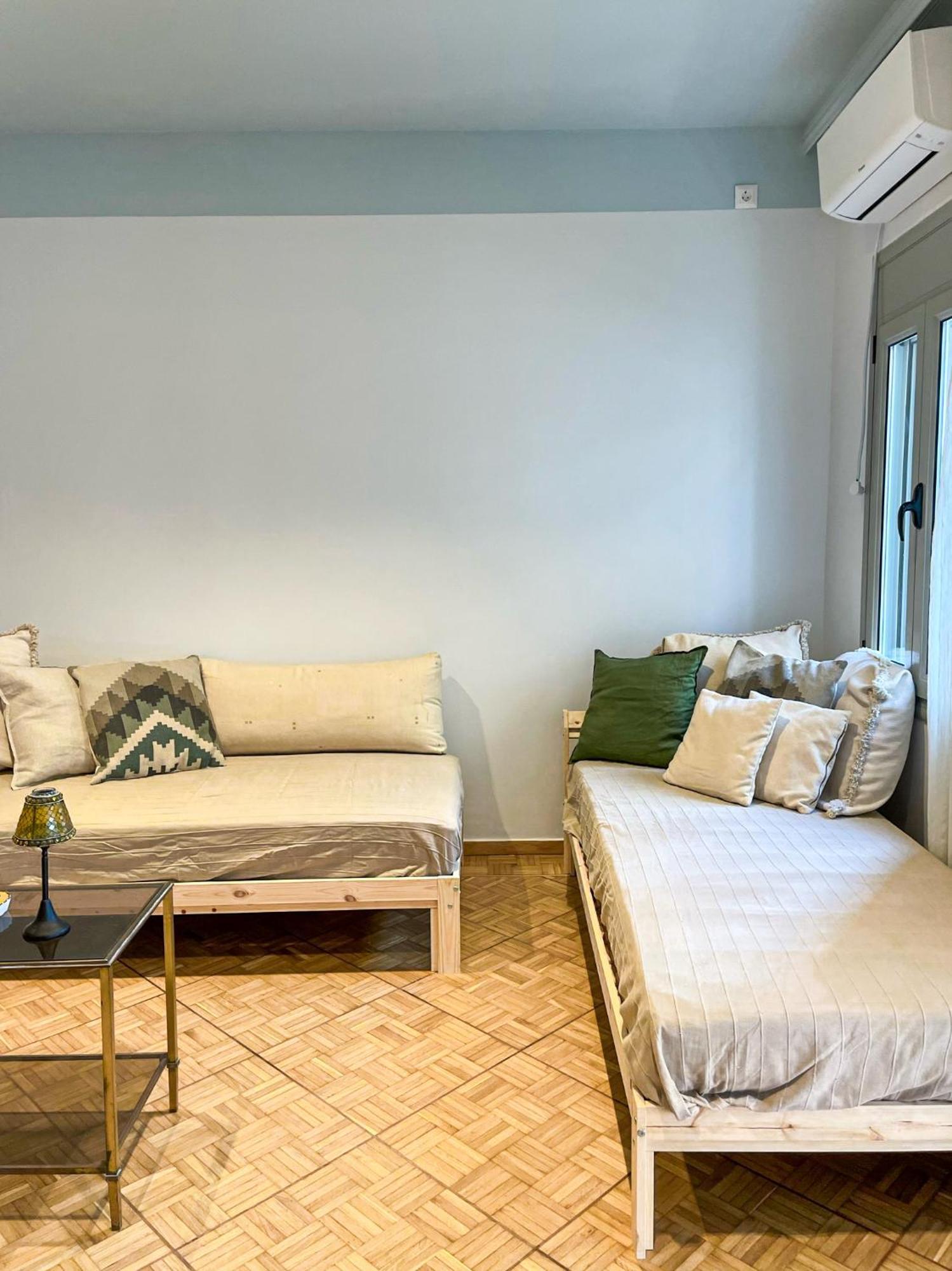 Apartment Near Metro + Port Piraeus Ngoại thất bức ảnh