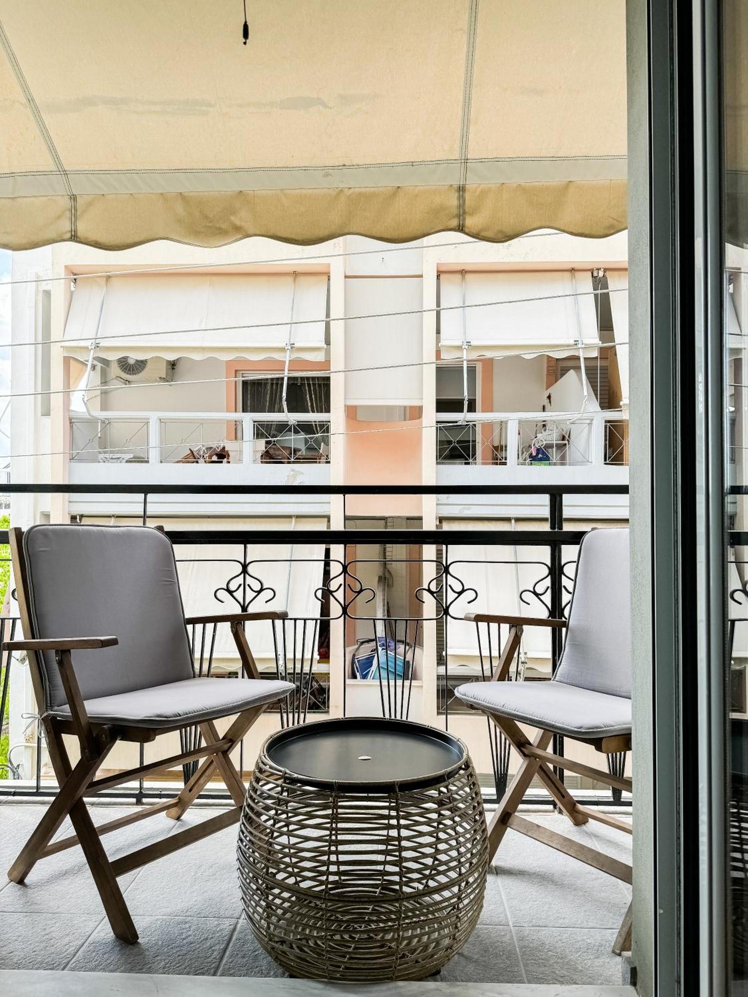 Apartment Near Metro + Port Piraeus Ngoại thất bức ảnh