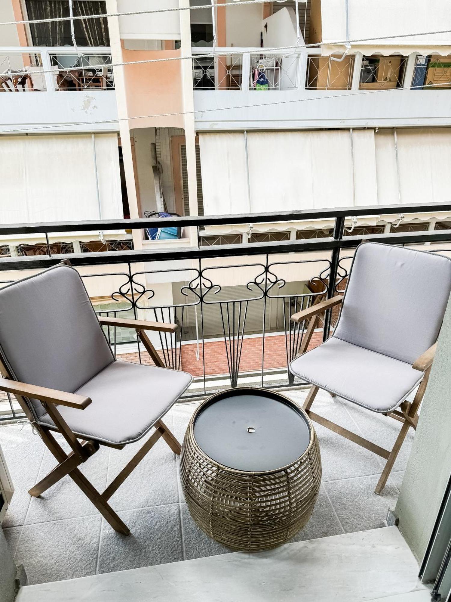 Apartment Near Metro + Port Piraeus Ngoại thất bức ảnh